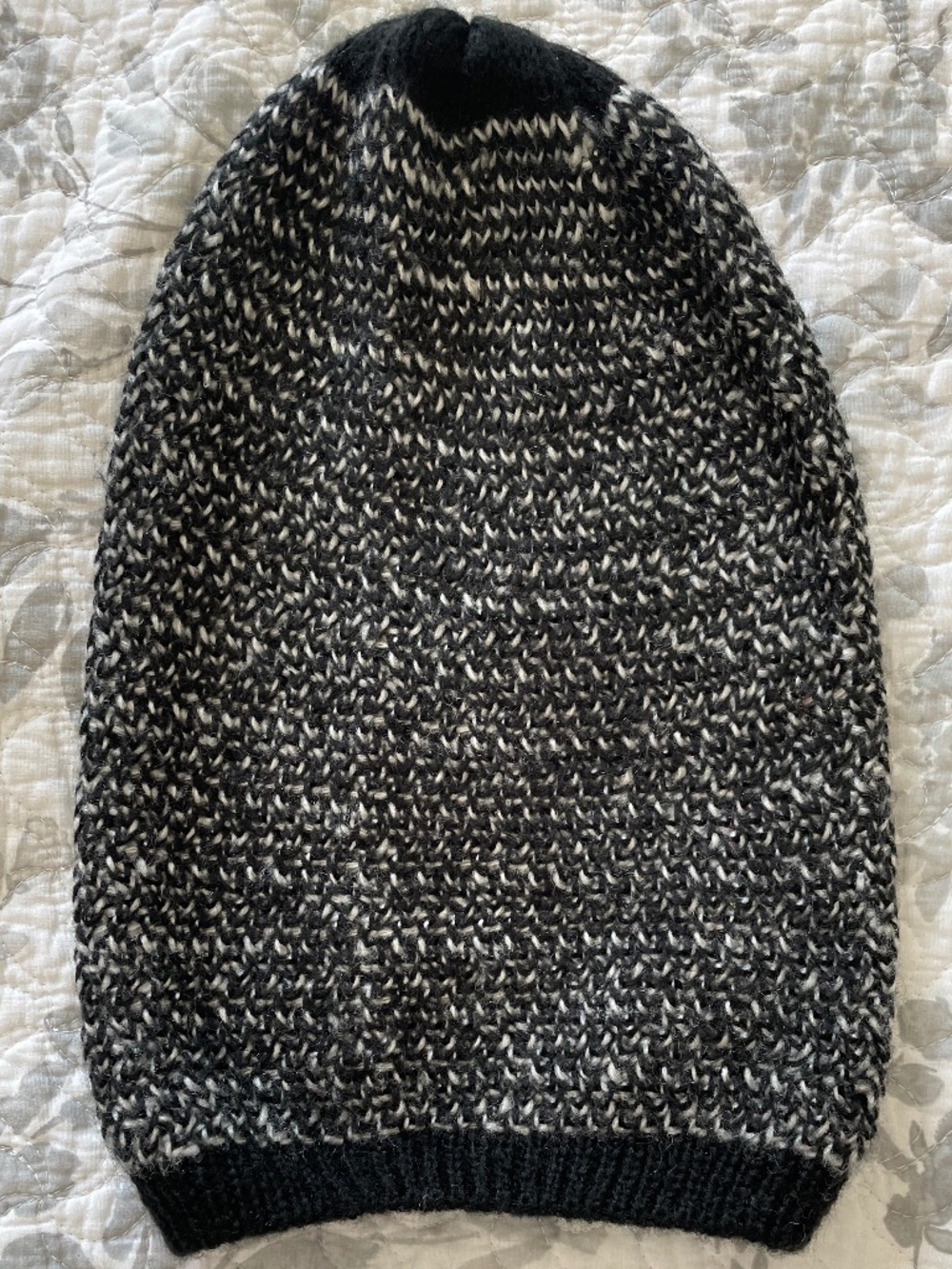 EUC Garage Two-Tone Marled Slouch Beanie in Black & White Acrylic Wool Knit
